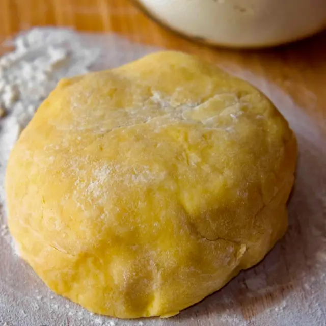 pâte brisée rapide réalisée au robot pâtissier multifonction KitchenAid